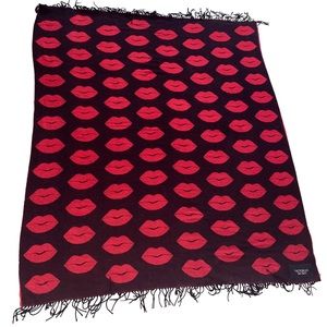 Victoria’s Secret reversible blanket